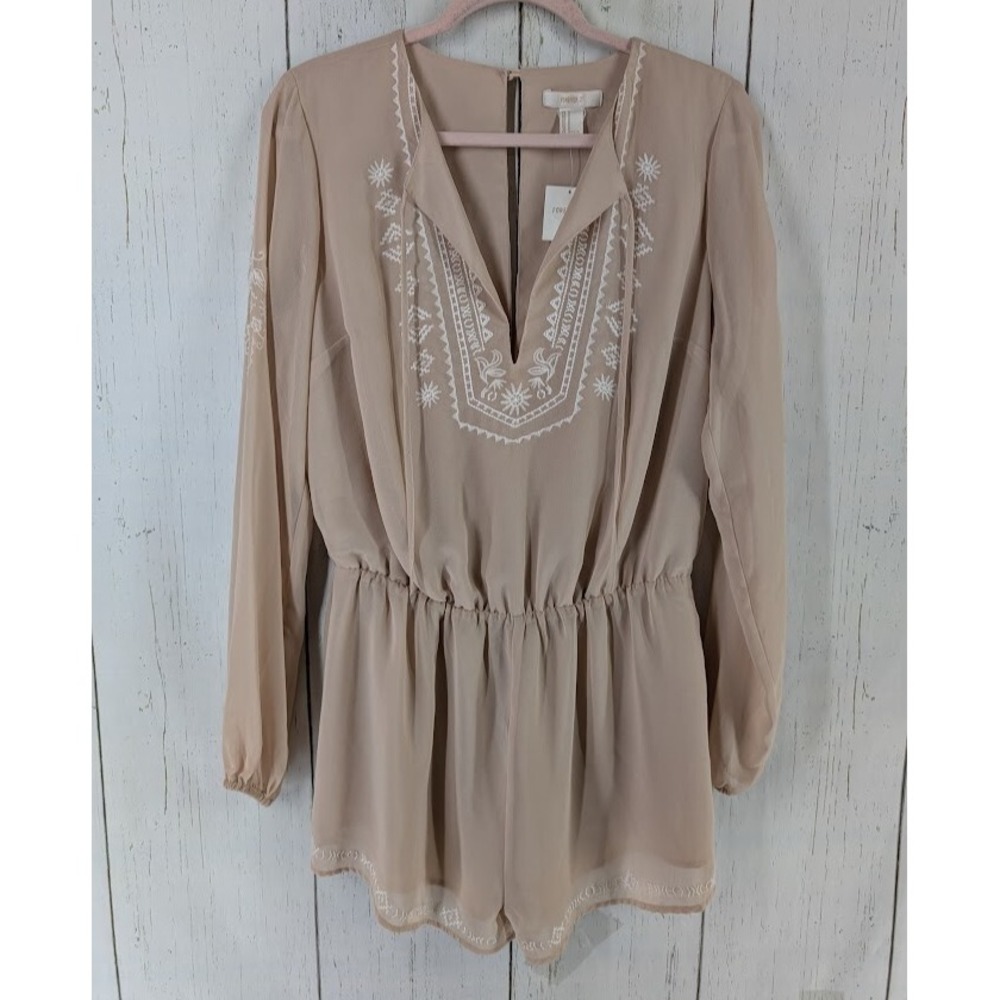 Forever 21 Size Medium Beige White Embroidered Long Sleeve Womens Romper NWT